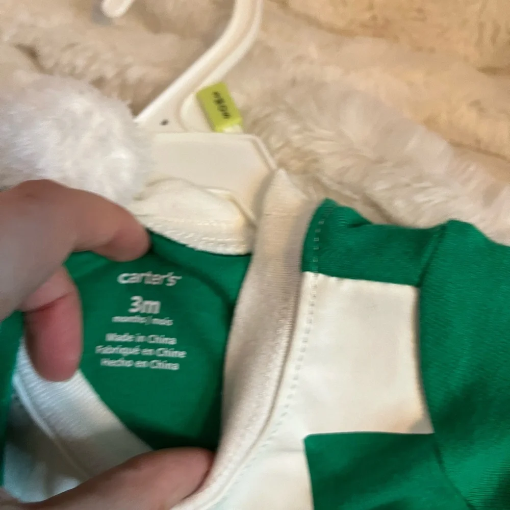 NWT Carters 0/3M Unisex Boys Girl Bodysuit Set Green Elf Pointy Hat Xmas Holiday